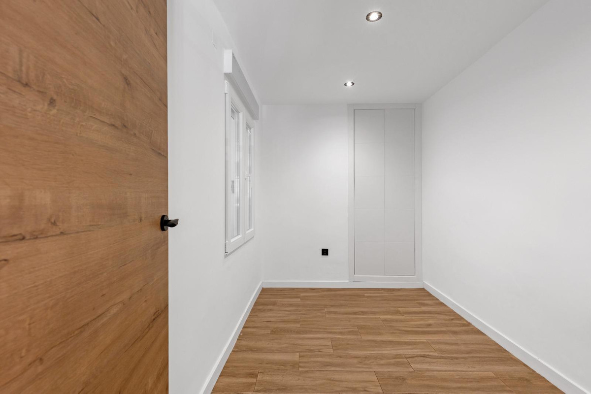 Se vende Apartamento Planta Media de 3 dormitorios en Costa Blanca, Alicante, España