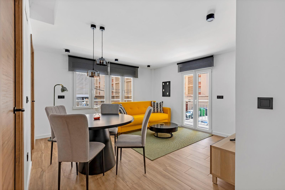 Se vende Apartamento Planta Media de 3 dormitorios en Costa Blanca, Alicante, España