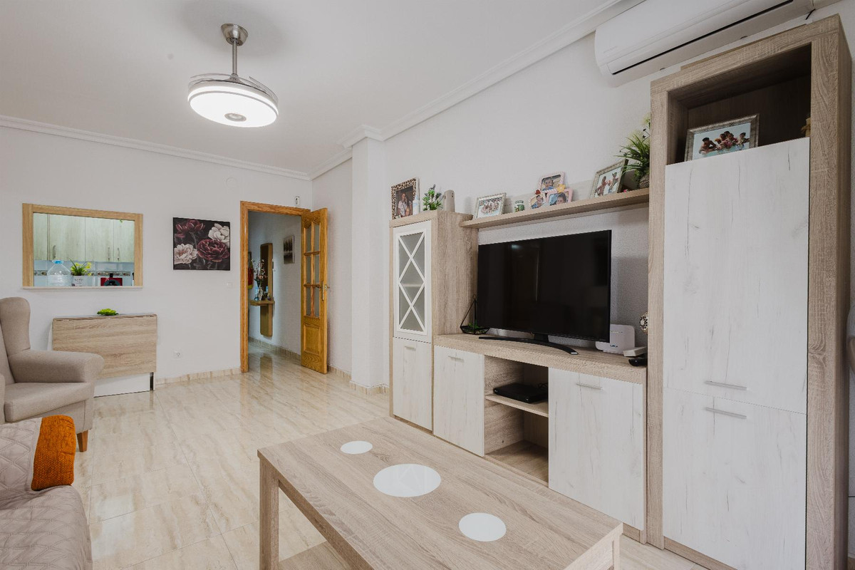 Se vende Apartamento Planta Baja de 2 dormitorios en Costa Blanca, Alicante, España