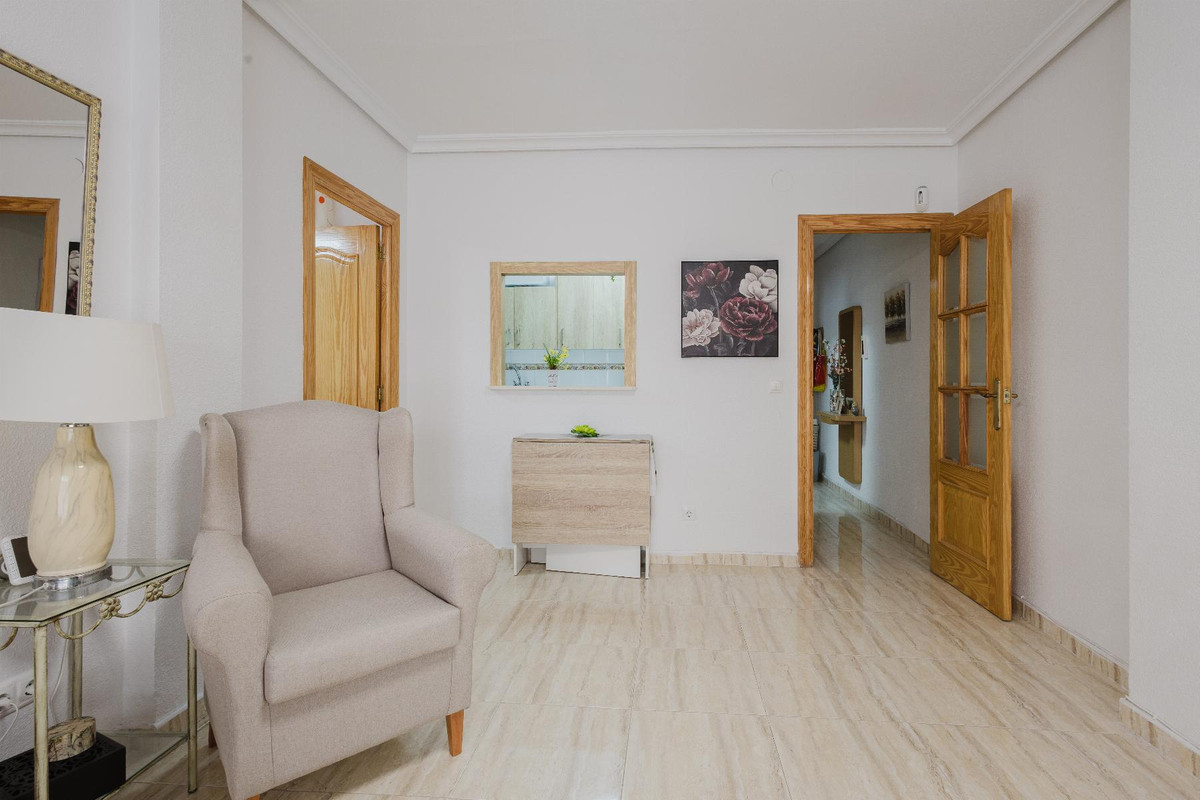 Se vende Apartamento Planta Baja de 2 dormitorios en Costa Blanca, Alicante, España