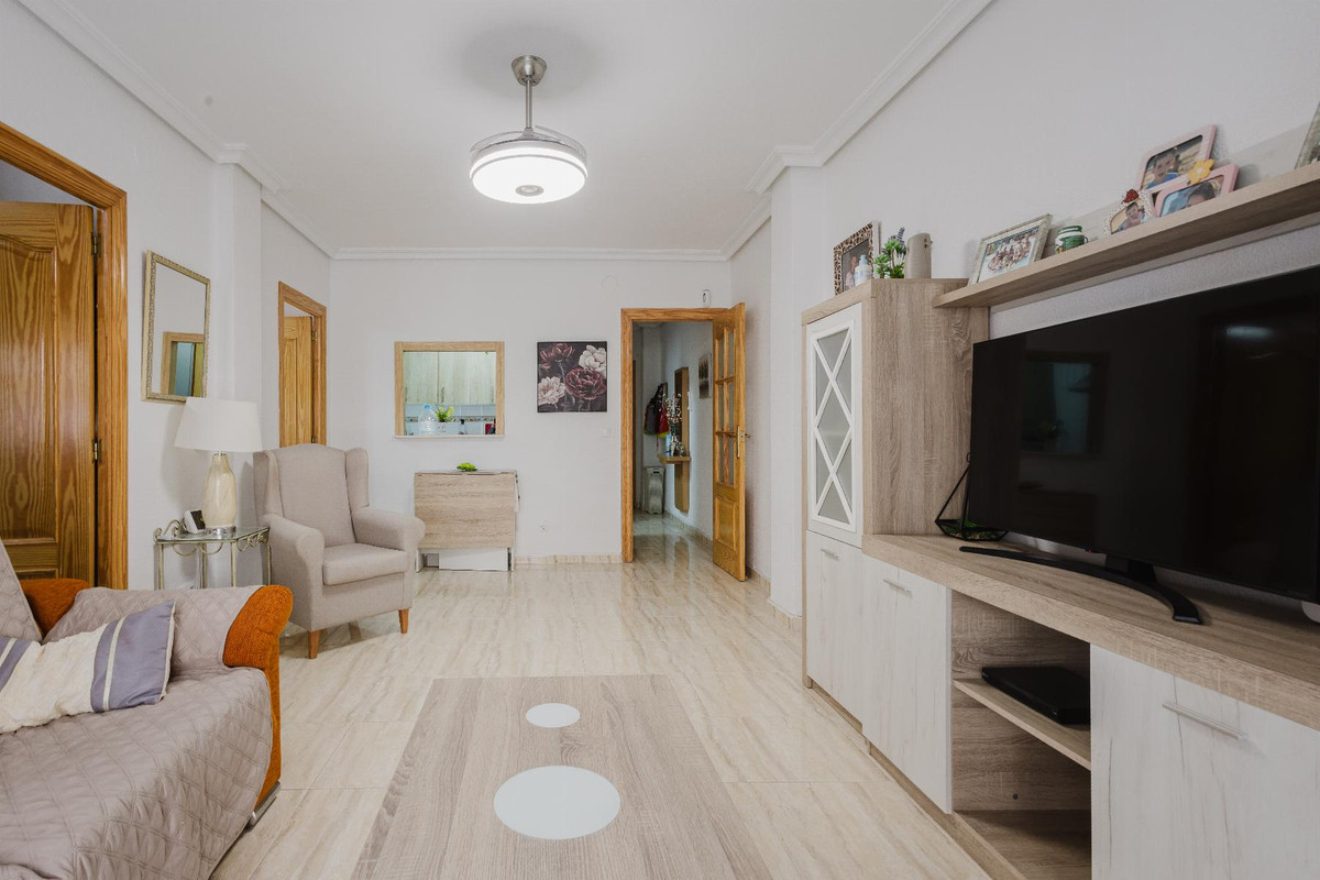 Se vende Apartamento Planta Baja de 2 dormitorios en Costa Blanca, Alicante, España