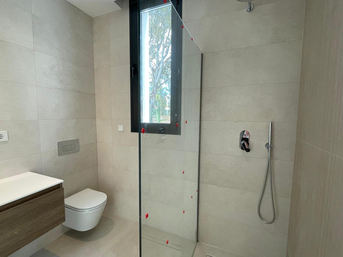 6 Bed Townhouse for sale in Estepona Costa Del Sol, Málaga, Spain