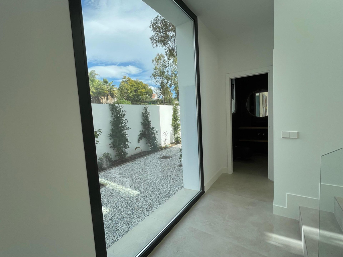 6 Bed Townhouse for sale in Estepona Costa Del Sol, Málaga, Spain