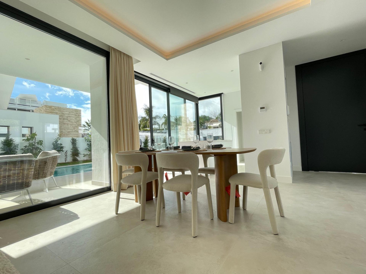6 Bed Townhouse for sale in Estepona Costa Del Sol, Málaga, Spain