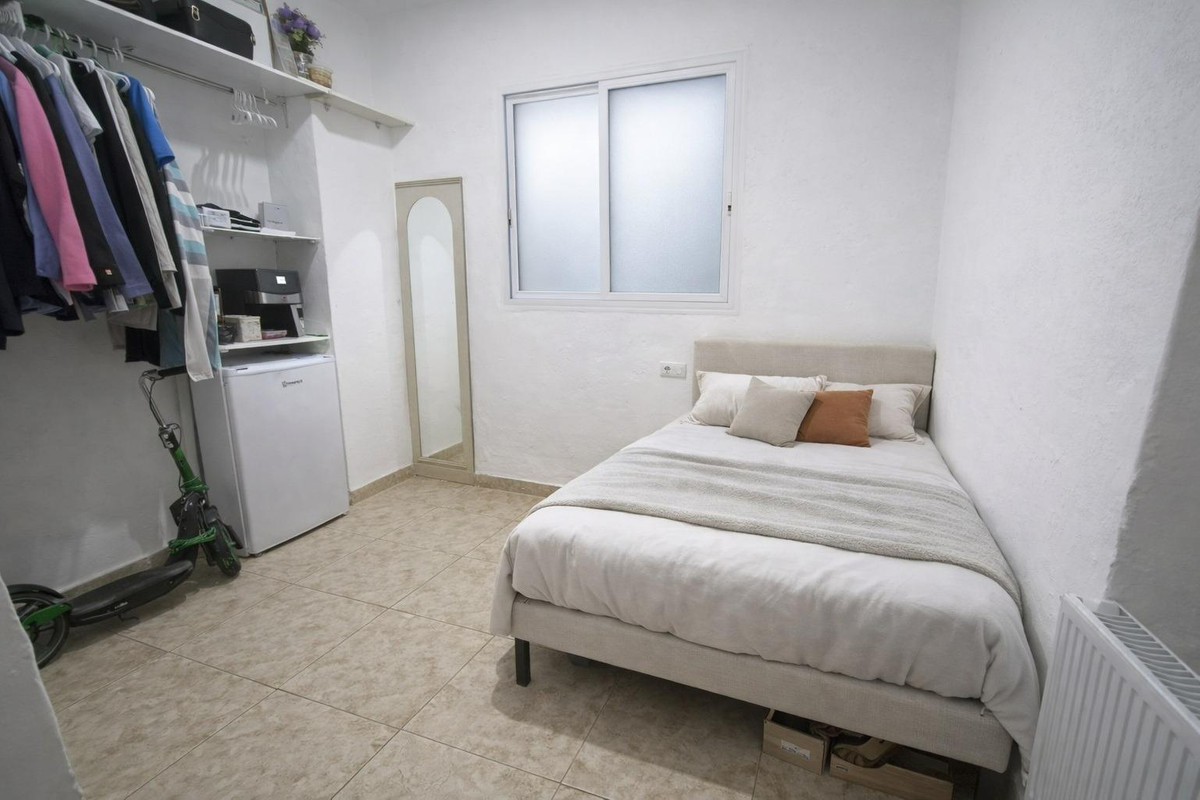 3 Bed Townhouse for sale in Los Pacos Costa Del Sol, Málaga, Spain