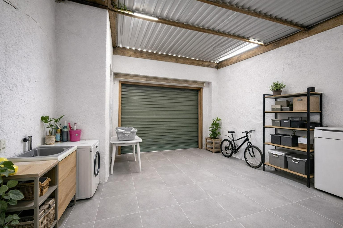 3 Bed Townhouse for sale in Los Pacos Costa Del Sol, Málaga, Spain