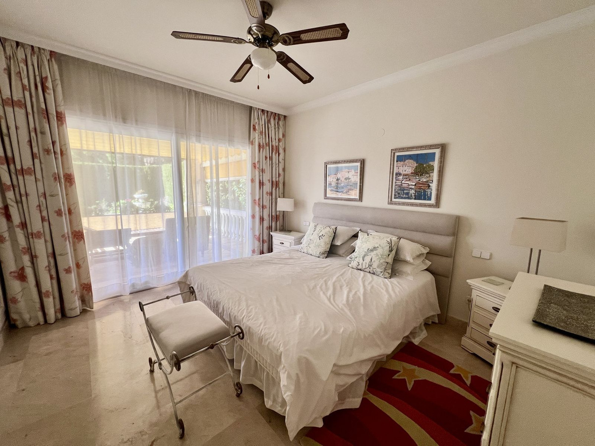 3 Bed Townhouse for sale in El Paraiso Costa Del Sol, Málaga, Spain
