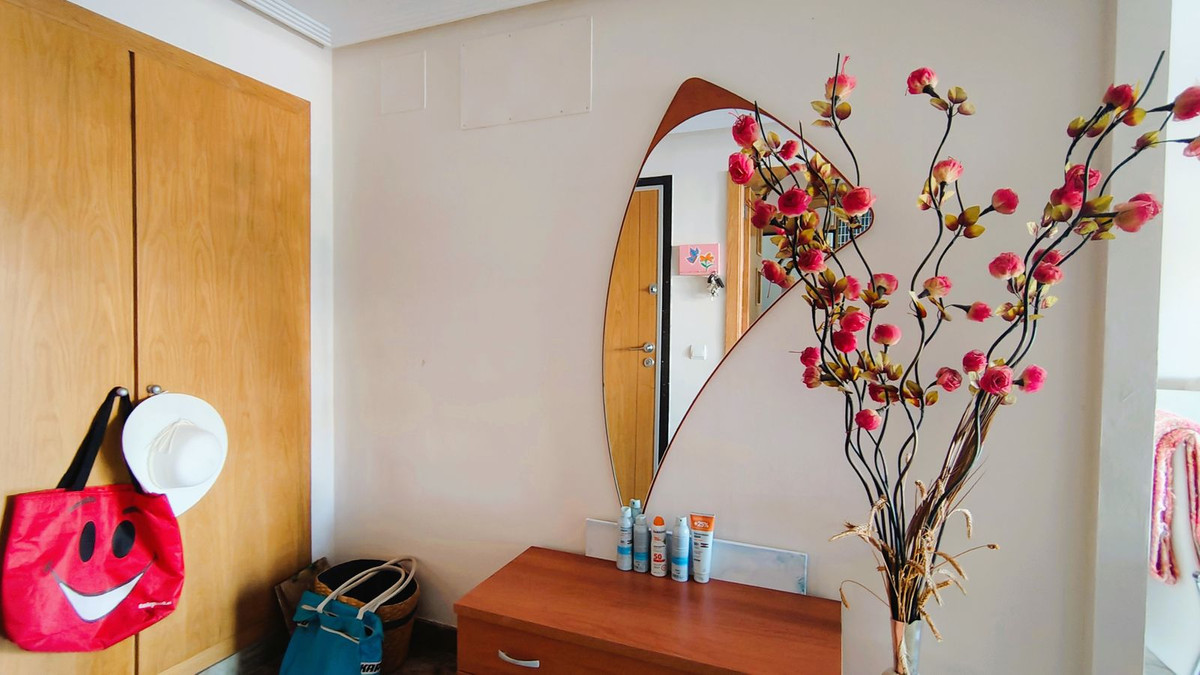 2 Bed Apartment for sale in Selwo Costa Del Sol, Málaga, Spain