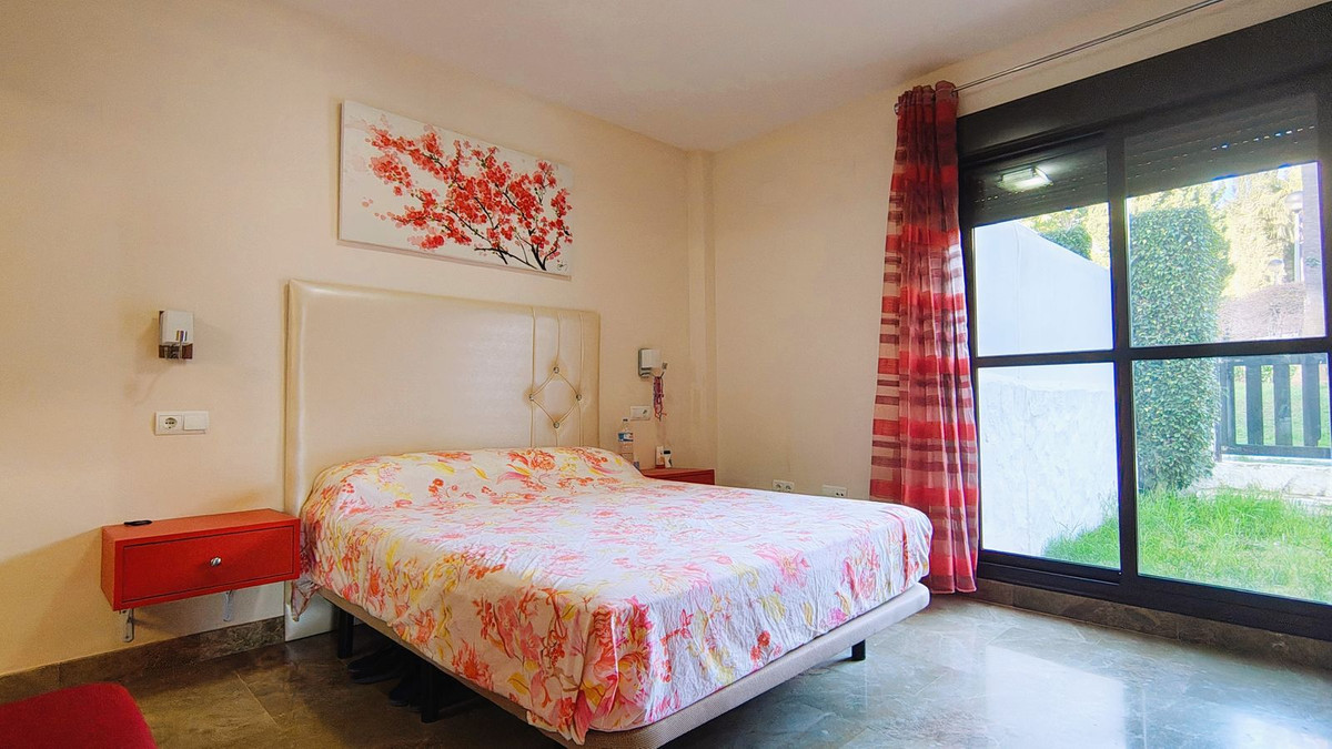 2 Bed Apartment for sale in Selwo Costa Del Sol, Málaga, Spain