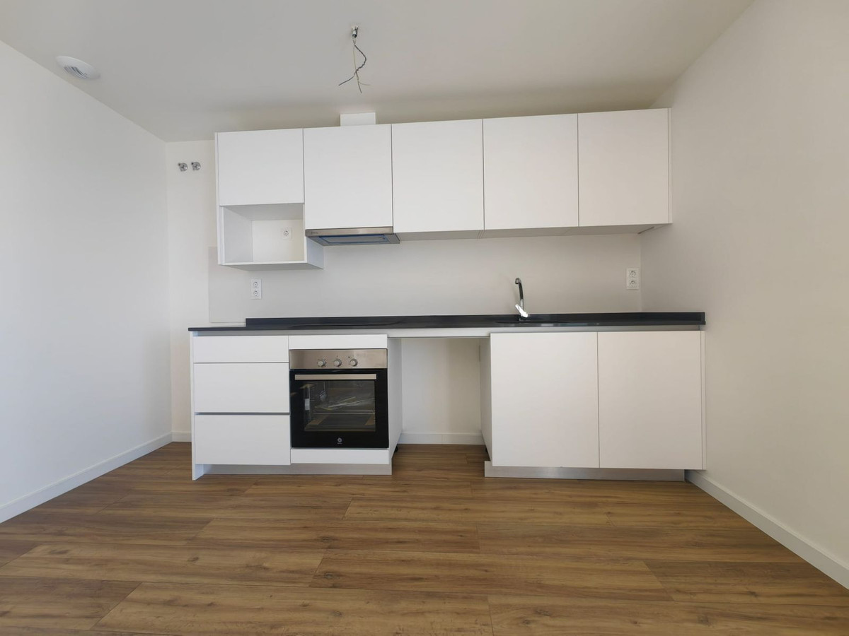 2 Bed Apartment for sale in Estepona Costa Del Sol, Málaga, Spain