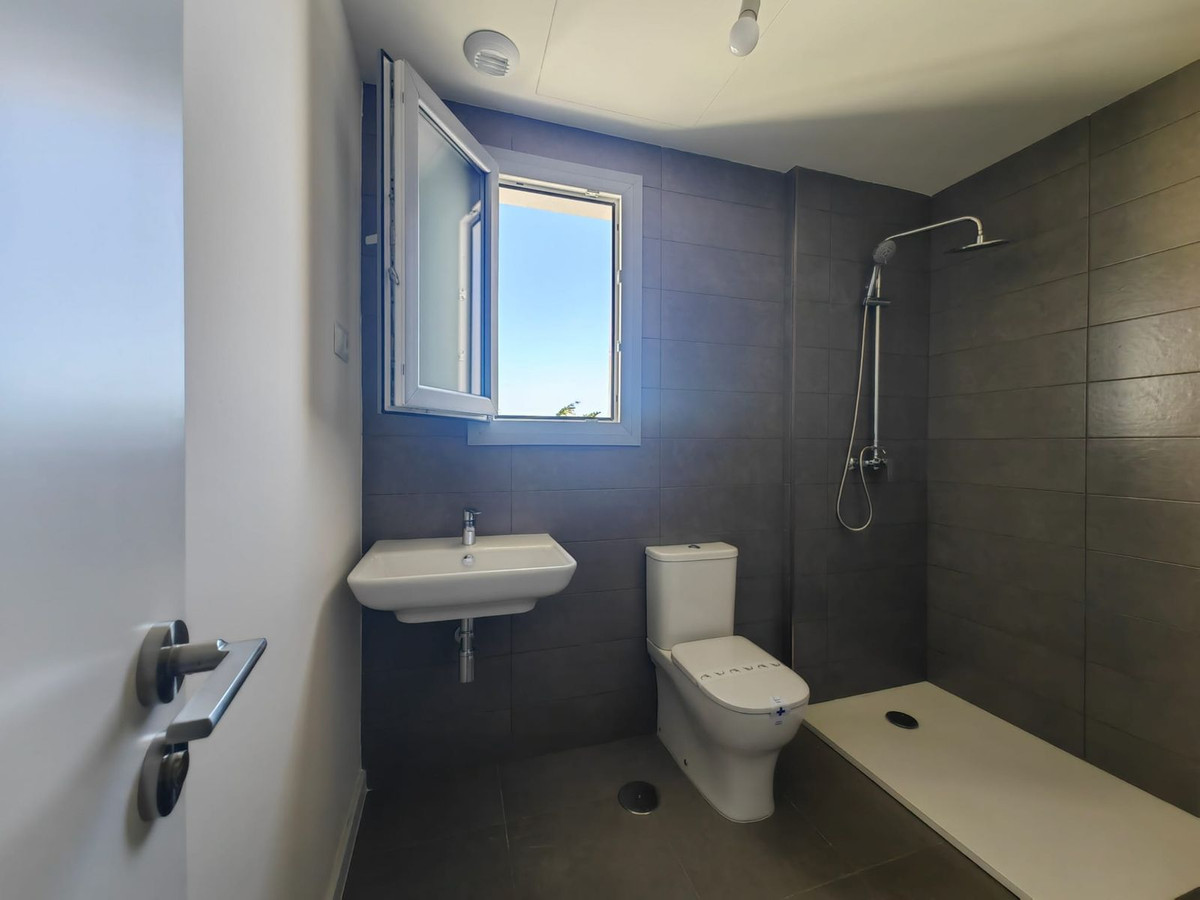 2 Bed Apartment for sale in Estepona Costa Del Sol, Málaga, Spain