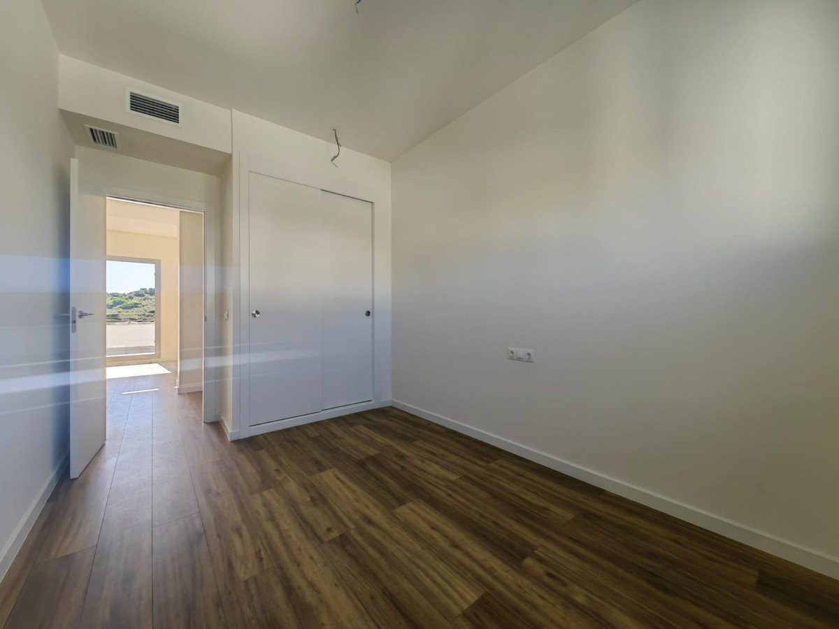 2 Bed Apartment for sale in Estepona Costa Del Sol, Málaga, Spain
