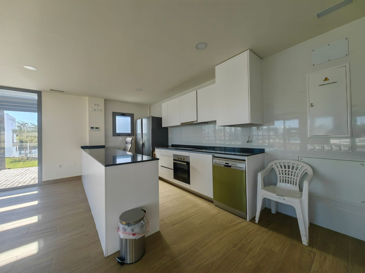 2 Bed Apartment for sale in Estepona Costa Del Sol, Málaga, Spain