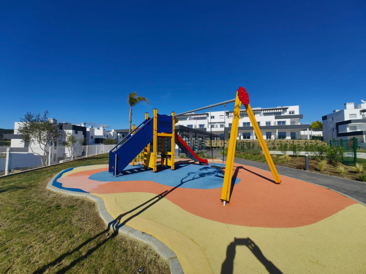 2 Bed Apartment for sale in Estepona Costa Del Sol, Málaga, Spain