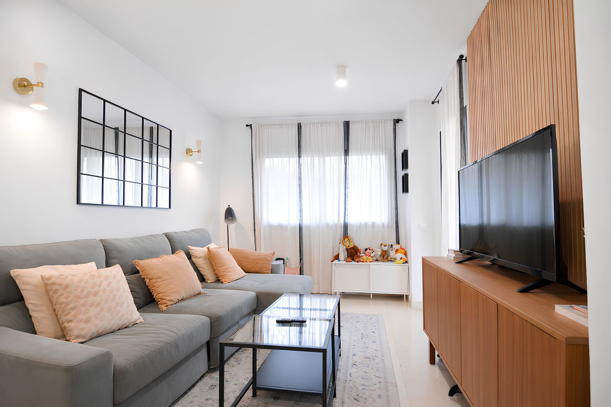 Se vende Apartamento Planta Media de 3 dormitorios en Costa Del Sol, Málaga, España