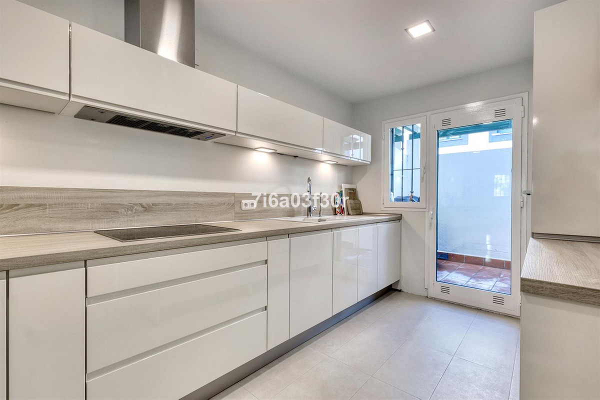 4 Bed Townhouse for sale in San Pedro De Alcántara Costa Del Sol, Málaga, Spain