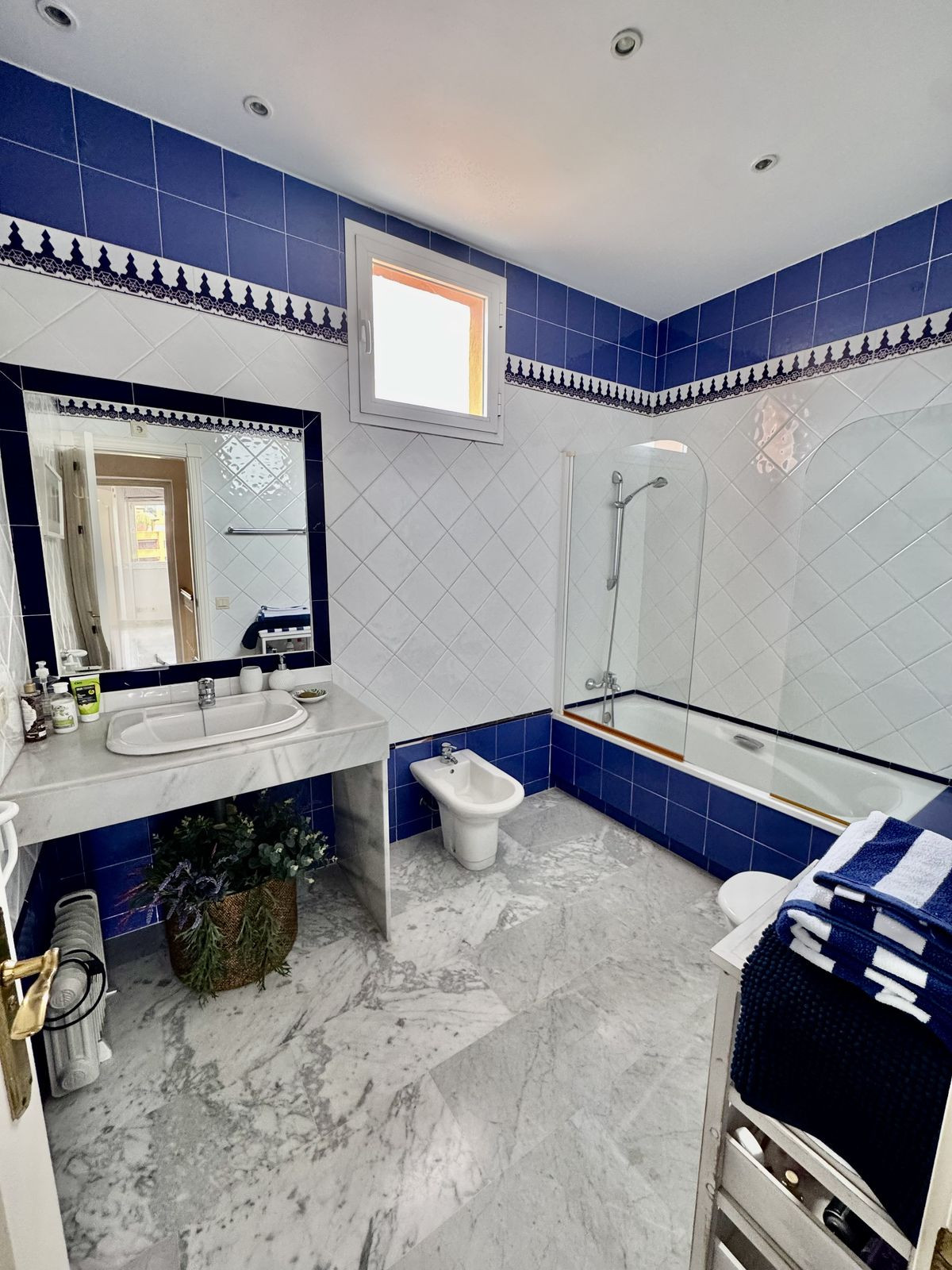 4 Bed Apartment for sale in Guadalmina Baja Costa Del Sol, Málaga, Spain