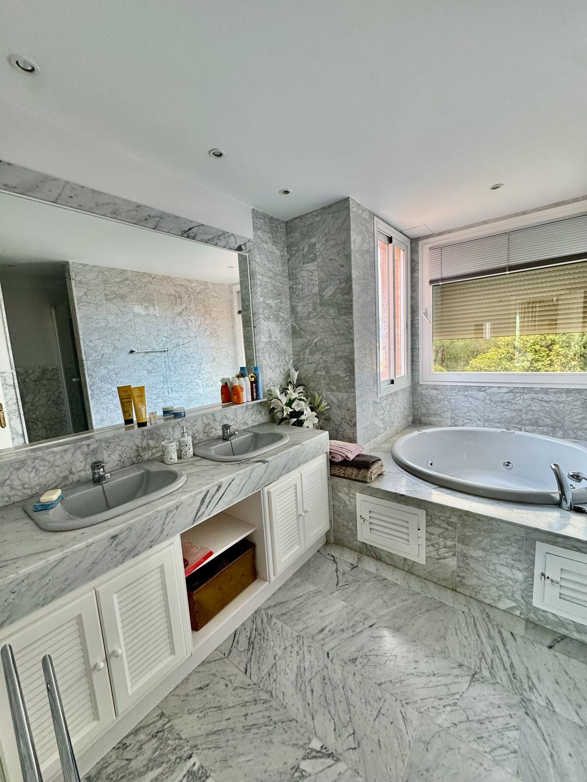 4 Bed Apartment for sale in Guadalmina Baja Costa Del Sol, Málaga, Spain