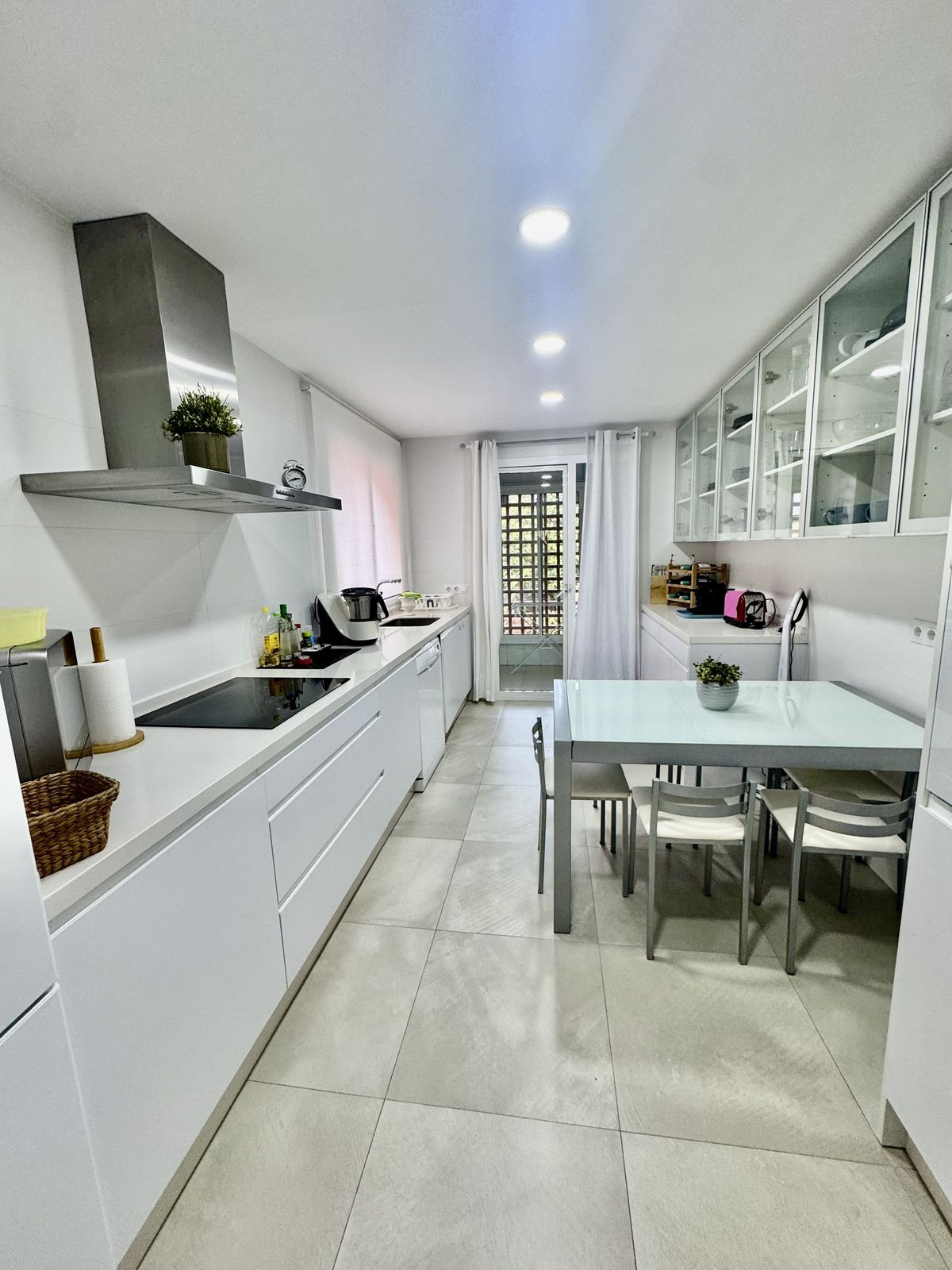 4 Bed Apartment for sale in Guadalmina Baja Costa Del Sol, Málaga, Spain