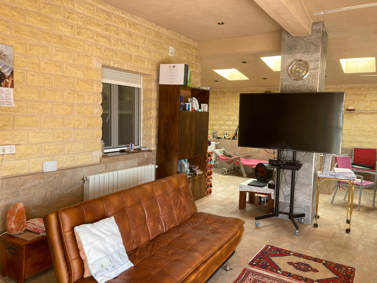 3 Bed Townhouse for sale in Elche Costa Blanca, Alicante, Spain