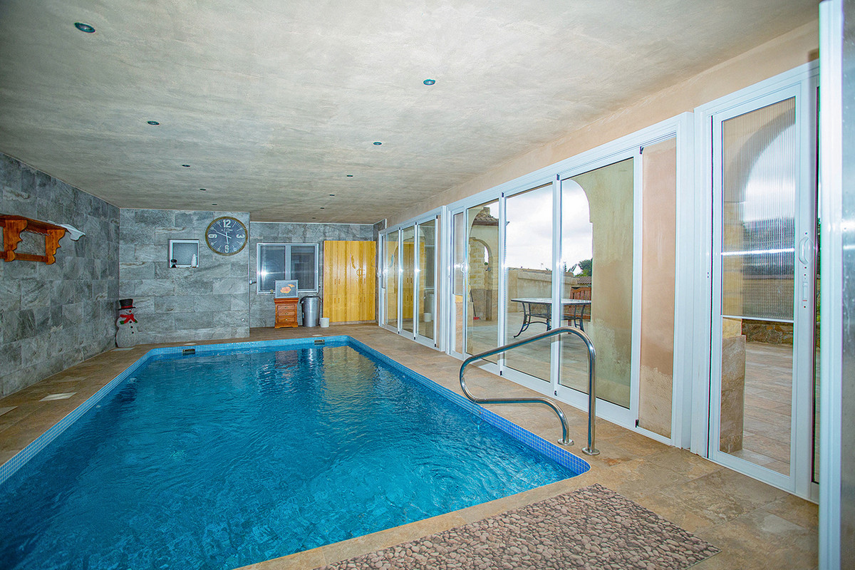 3 Bed Townhouse for sale in Elche Costa Blanca, Alicante, Spain