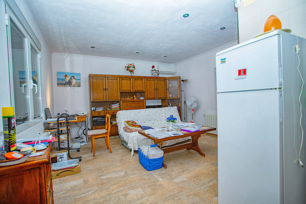 3 Bed Townhouse for sale in Elche Costa Blanca, Alicante, Spain