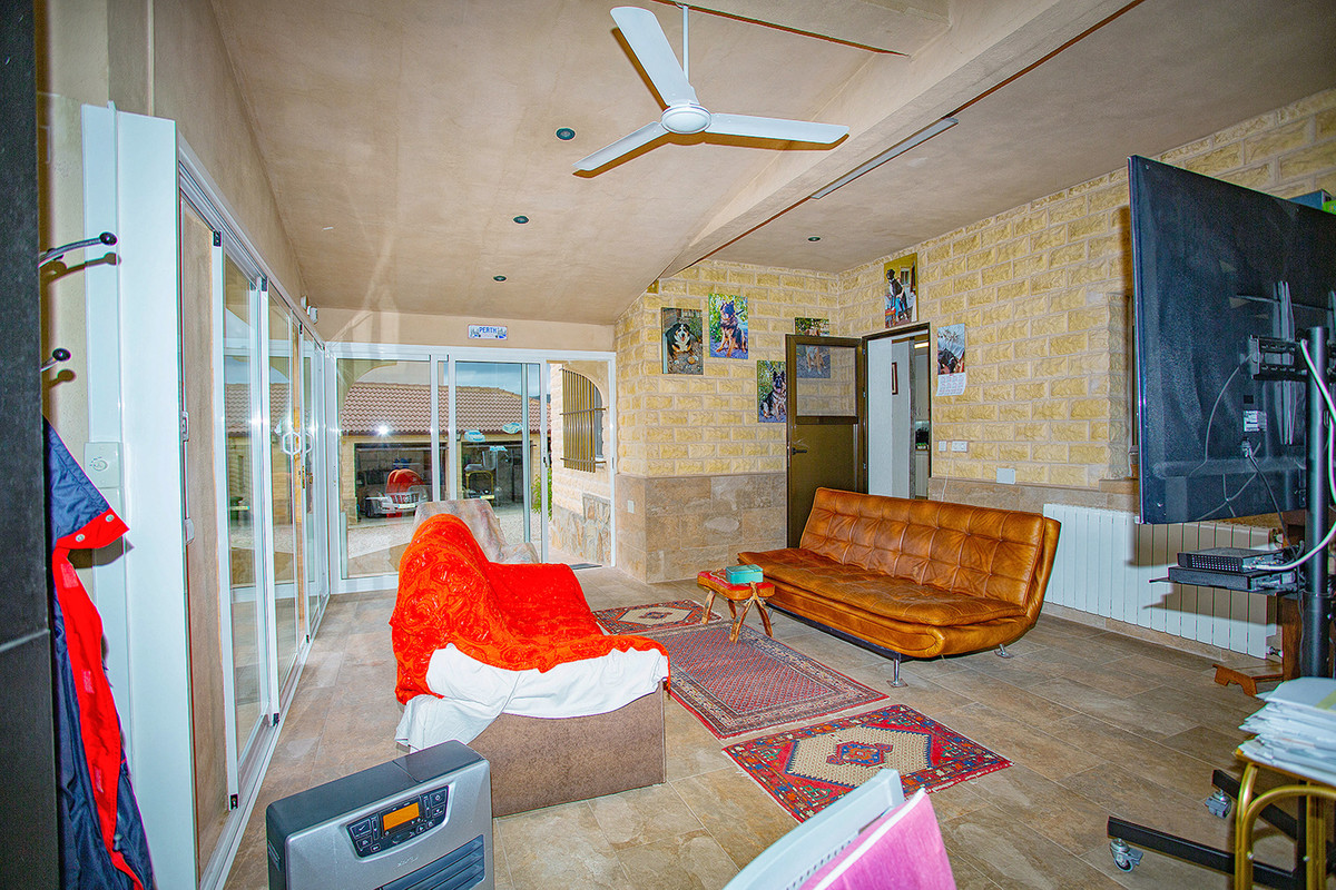 3 Bed Townhouse for sale in Elche Costa Blanca, Alicante, Spain