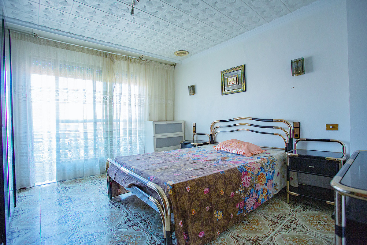 Se vende Apartamento en Planta Última de 3 dormitorios en Costa Blanca, Alicante, España