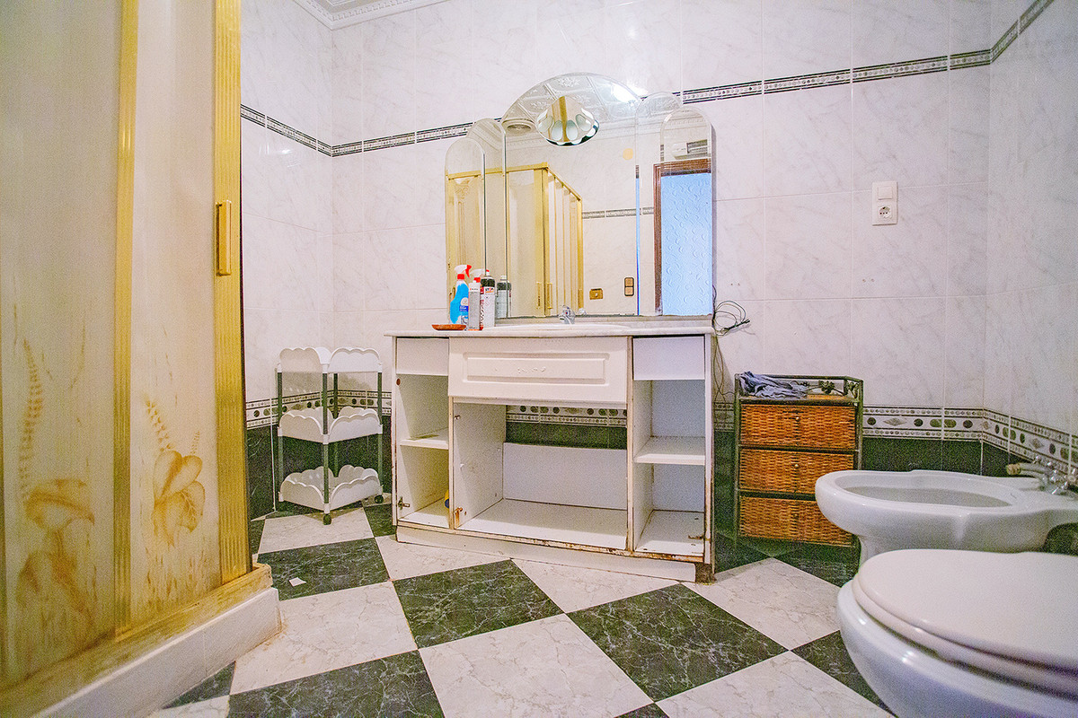 Se vende Apartamento en Planta Última de 3 dormitorios en Costa Blanca, Alicante, España