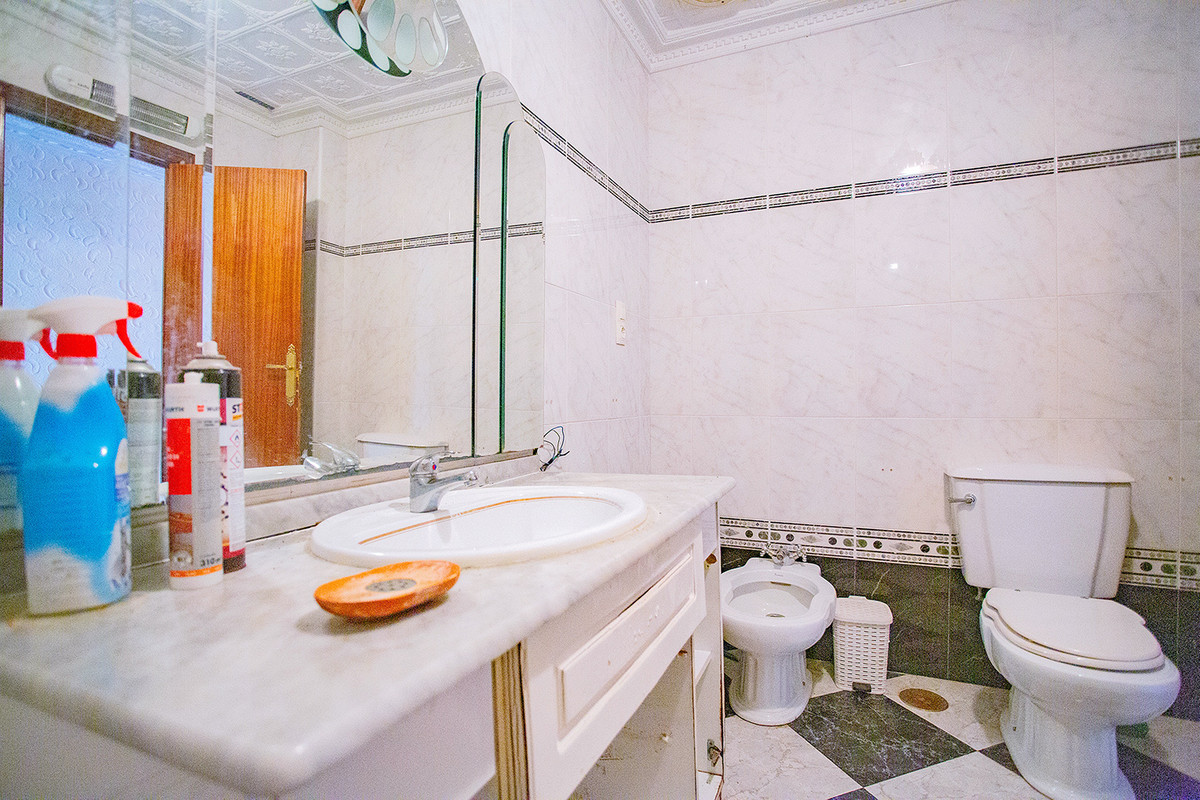 Se vende Apartamento en Planta Última de 3 dormitorios en Costa Blanca, Alicante, España