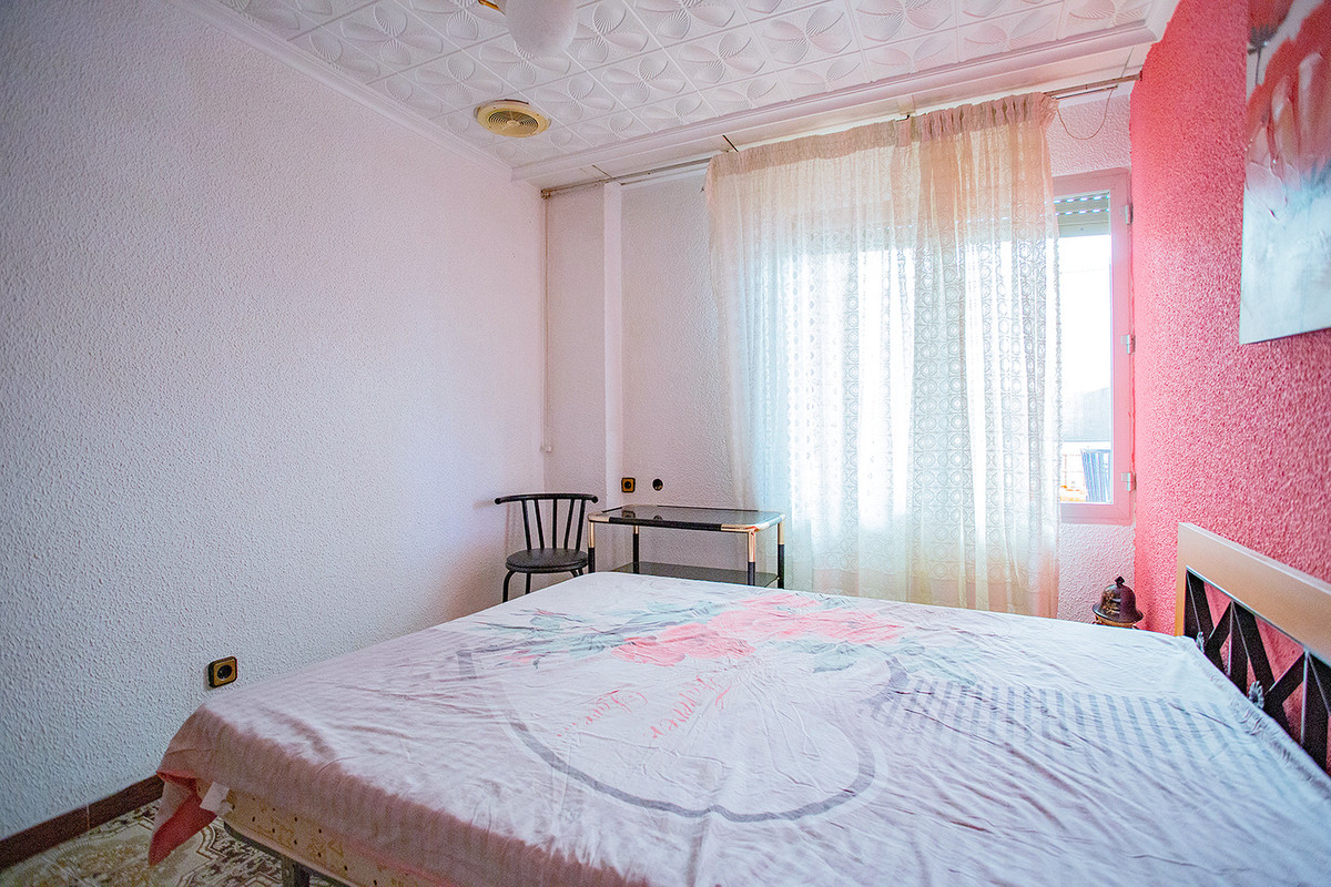Se vende Apartamento en Planta Última de 3 dormitorios en Costa Blanca, Alicante, España