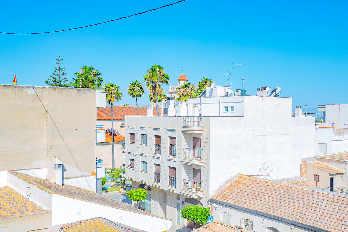 Se vende Apartamento en Planta Última de 3 dormitorios en Costa Blanca, Alicante, España