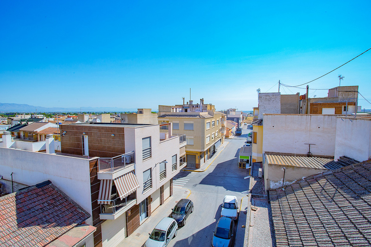 Se vende Apartamento en Planta Última de 3 dormitorios en Costa Blanca, Alicante, España