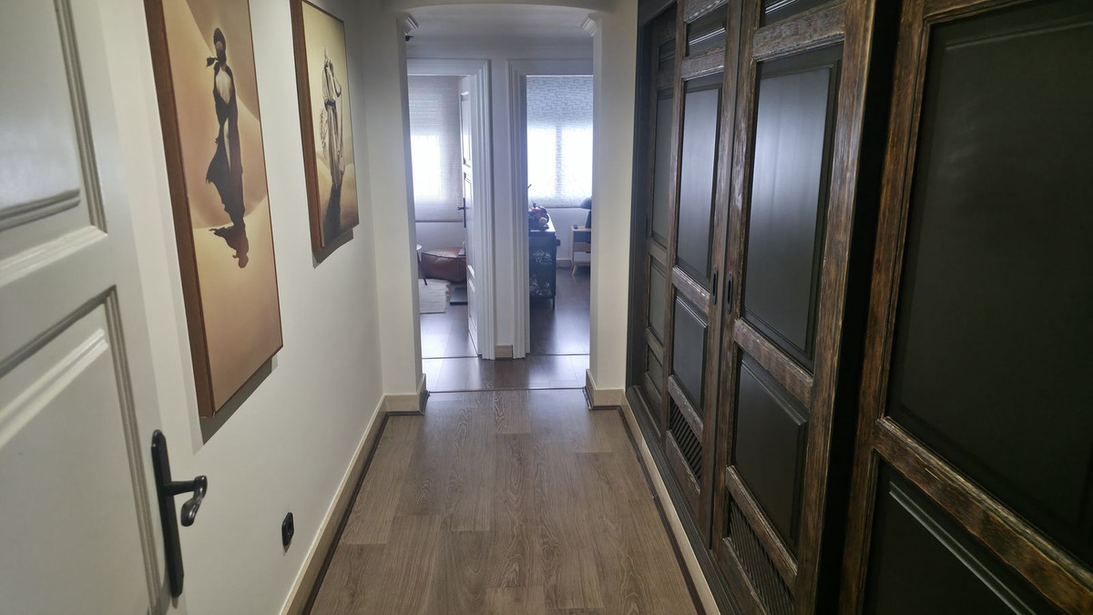 Se vende Villa - Chalet de 3 dormitorios en Costa Del Sol, Málaga, España