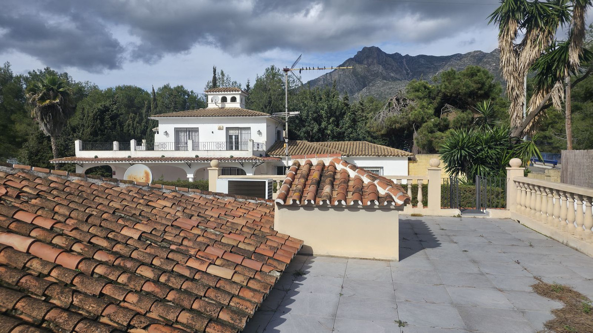 Se vende Villa - Chalet de 3 dormitorios en Costa Del Sol, Málaga, España
