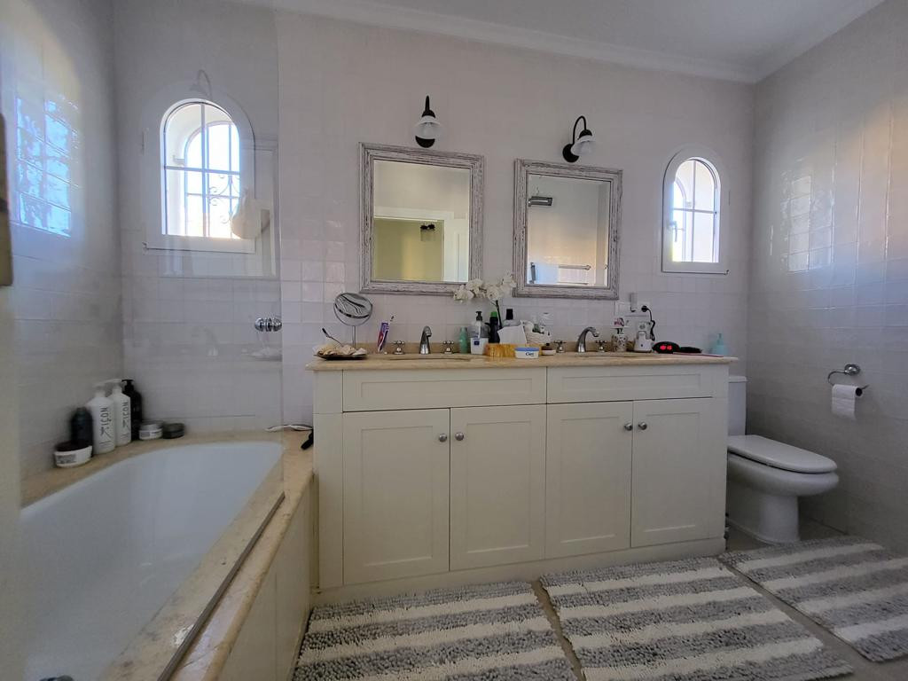 4 Bed Townhouse for sale in Playa Flamenca Costa Blanca, Alicante, Spain