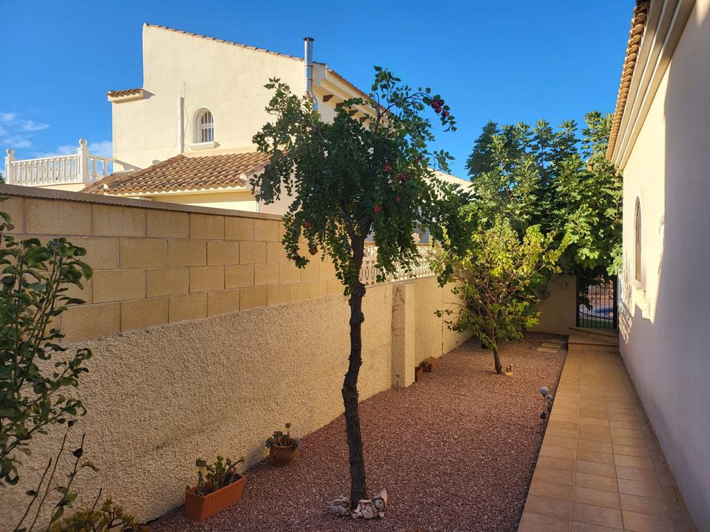 4 Bed Townhouse for sale in Playa Flamenca Costa Blanca, Alicante, Spain