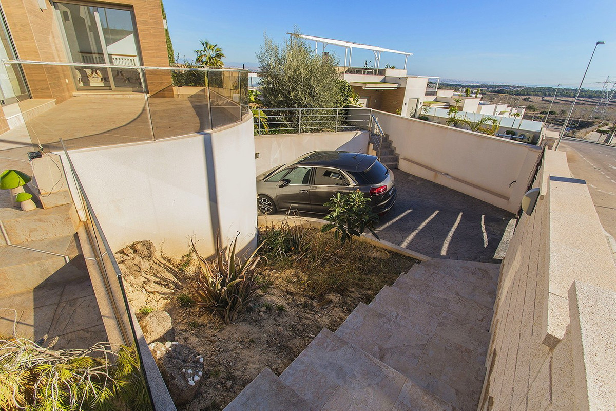 Se vende Villa - Chalet de 3 dormitorios en Costa Blanca, Alicante, España
