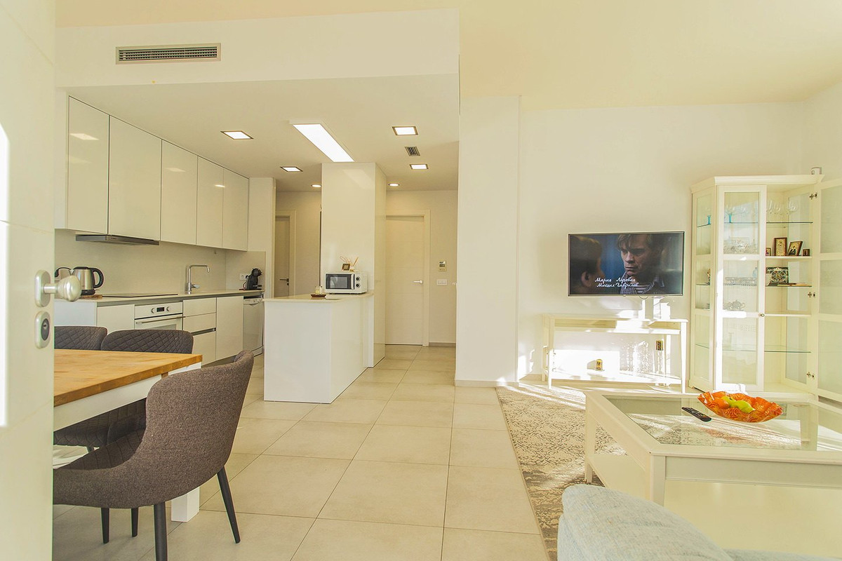 Se vende Villa - Chalet de 3 dormitorios en Costa Blanca, Alicante, España