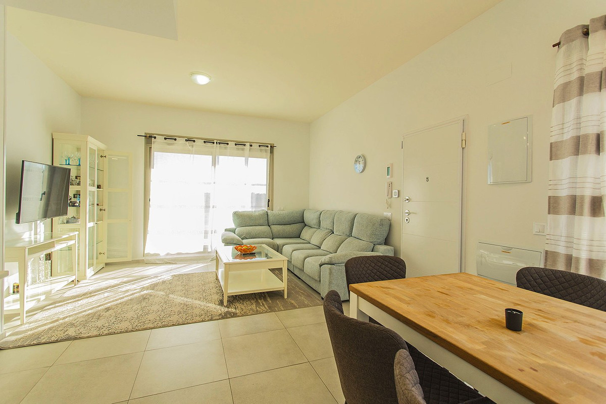 Se vende Villa - Chalet de 3 dormitorios en Costa Blanca, Alicante, España