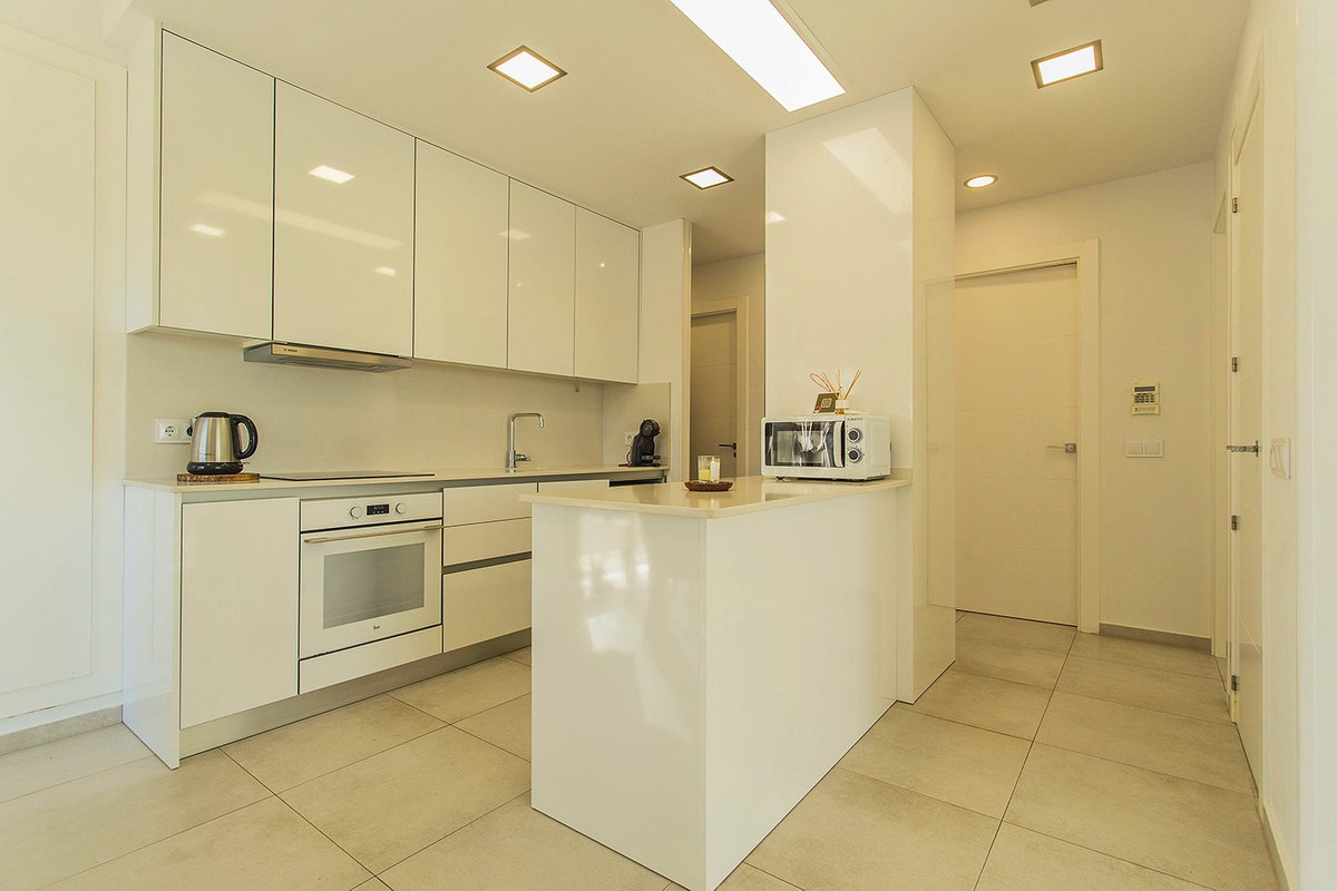 Se vende Villa - Chalet de 3 dormitorios en Costa Blanca, Alicante, España