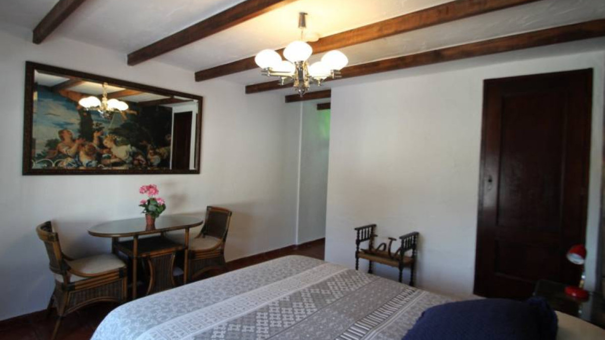 Se vende Villa - Chalet de 9 dormitorios en Costa Blanca, Alicante, España