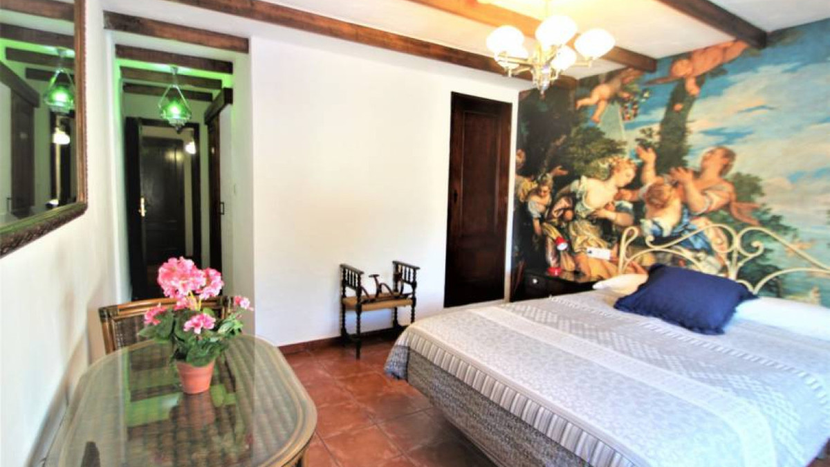 Se vende Villa - Chalet de 9 dormitorios en Costa Blanca, Alicante, España