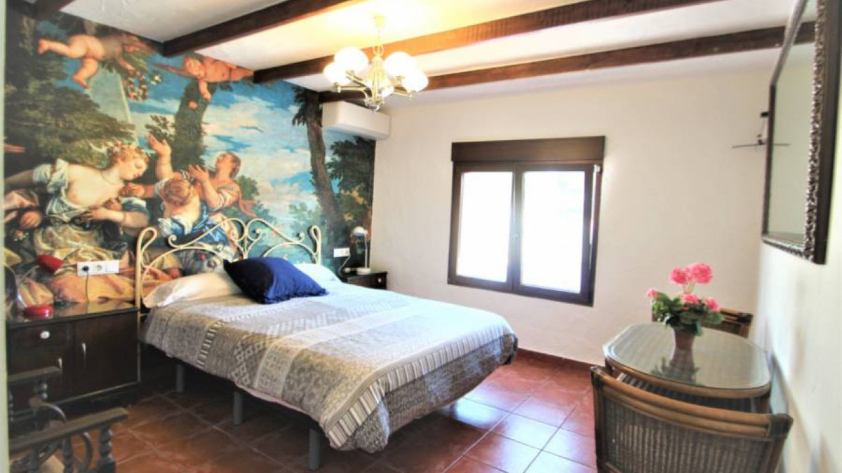 Se vende Villa - Chalet de 9 dormitorios en Costa Blanca, Alicante, España