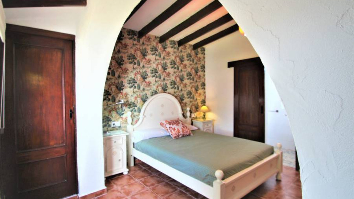 Se vende Villa - Chalet de 9 dormitorios en Costa Blanca, Alicante, España