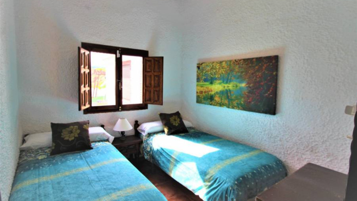 Se vende Villa - Chalet de 9 dormitorios en Costa Blanca, Alicante, España