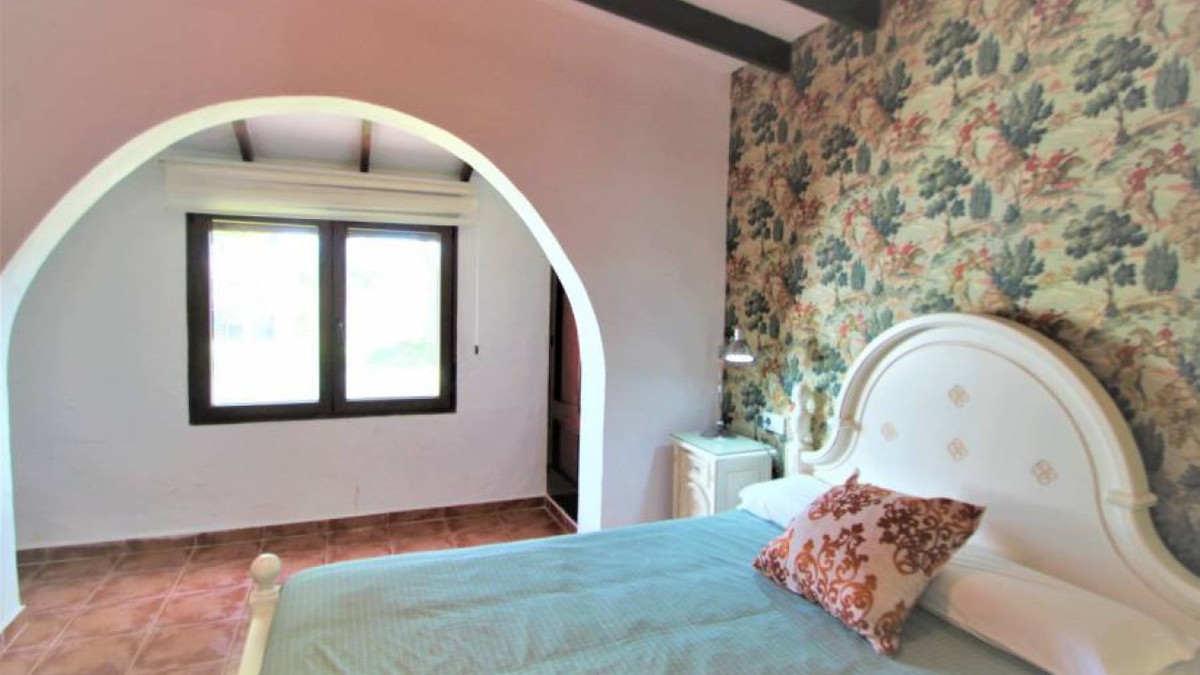 Se vende Villa - Chalet de 9 dormitorios en Costa Blanca, Alicante, España