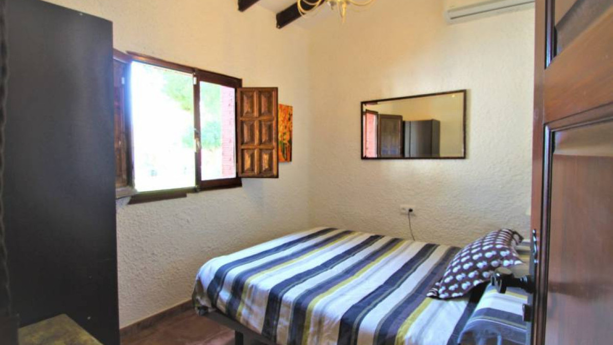 Se vende Villa - Chalet de 9 dormitorios en Costa Blanca, Alicante, España