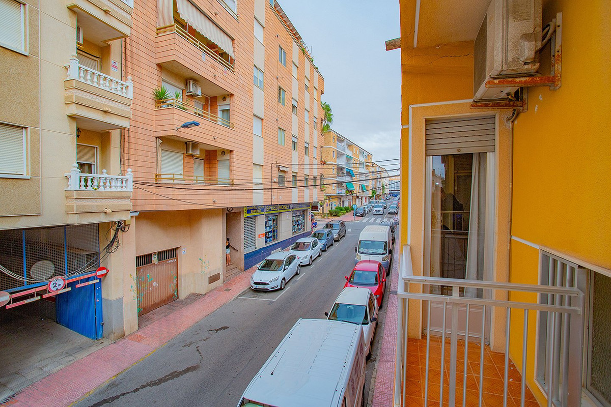 4 Bed Apartment for sale in Torrevieja Costa Blanca, Alicante, Spain