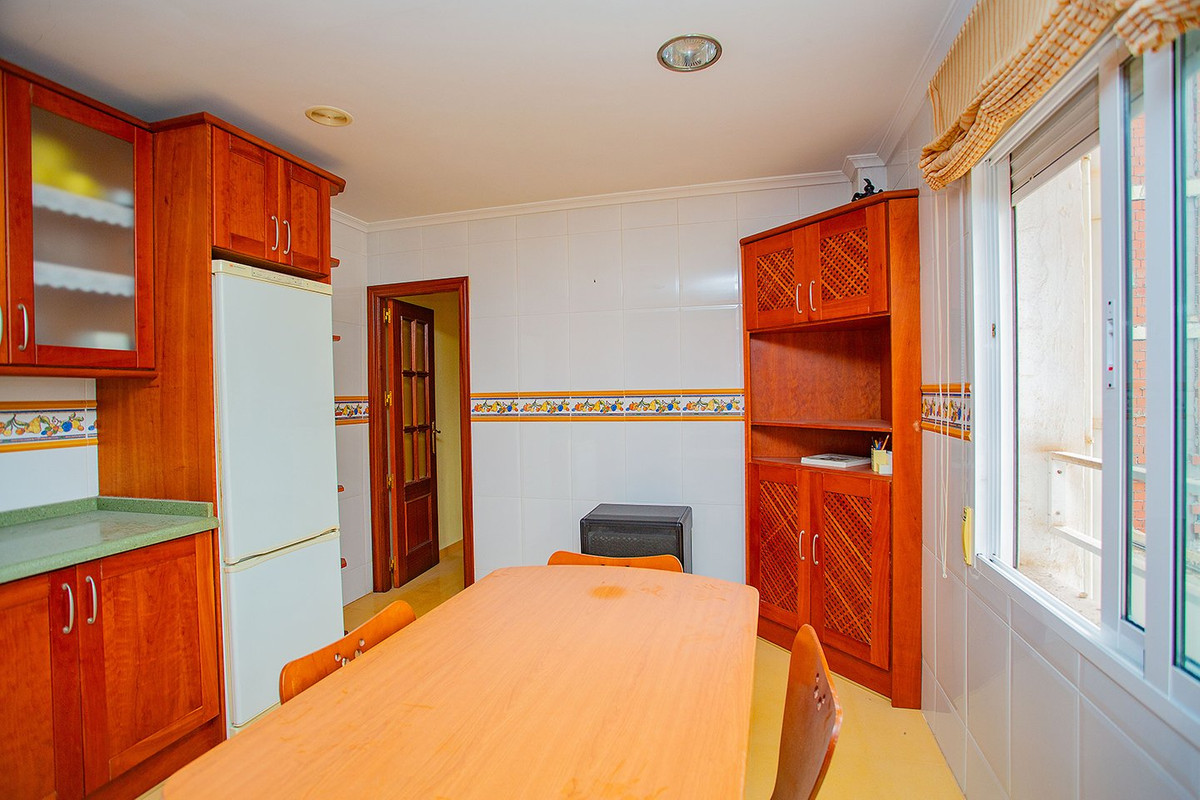 4 Bed Apartment for sale in Torrevieja Costa Blanca, Alicante, Spain